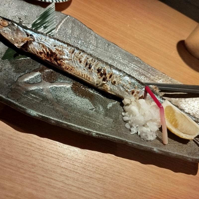 秋刀魚の塩焼き(俺の魚を食ってみろ！！本店)