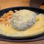 ハンバーグ（チーズソース）(ハンバーグレストランまつもと)