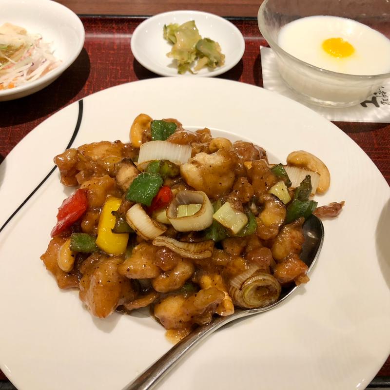 鶏肉カシューランチセット(中華旬彩料理 東方紅 アトレ恵比寿店)