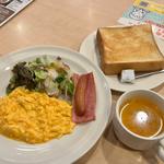 スクランブルエッグ&ベーコンソーセージセット(ガスト 浦和駅西口店)