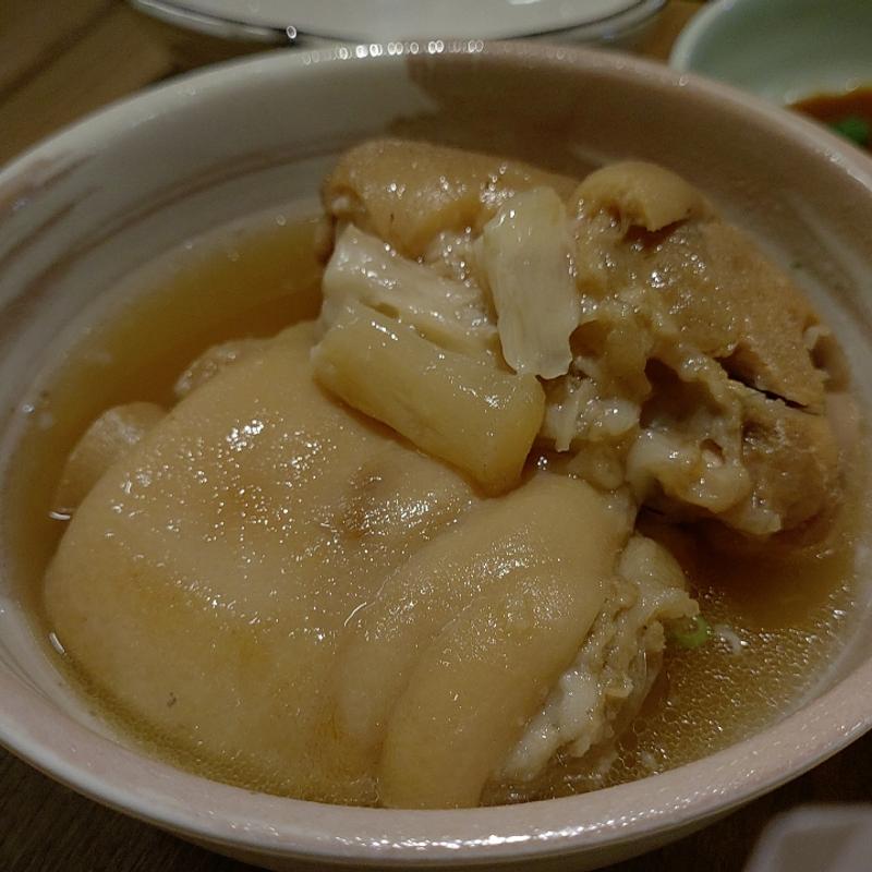 豚足(酒場 大穴 人形町店)