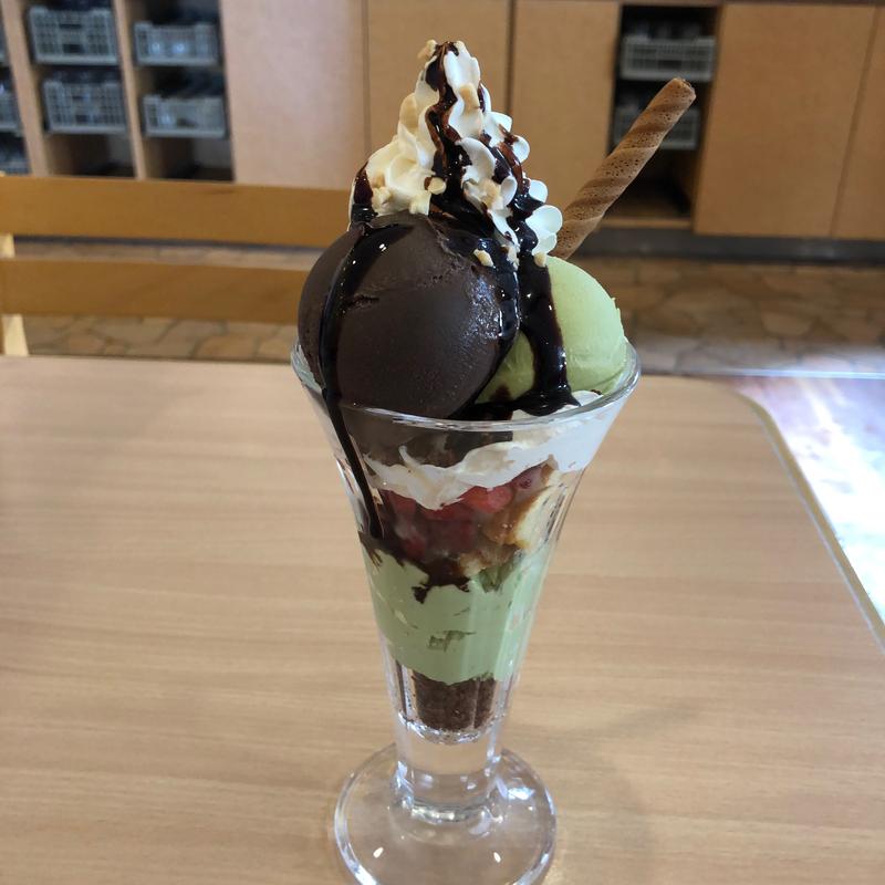 濃厚ピスタチオとチョコレートのパフェ(ジョイフル 埼玉春日部店)