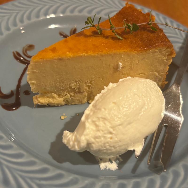 バナナチーズバスクケーキ(あさり食堂)