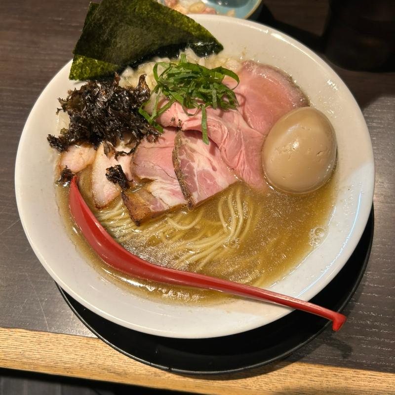 淡麗海鮮煮干そば　潮(麺処 夏海 )