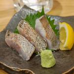 黒むつ炙り刺身(魚と酒はなたれ 野毛五番街店)