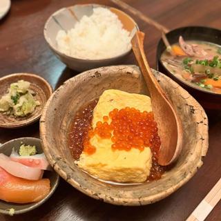 だし巻き定食 いくら(家和らぎ 心斎橋 和食)