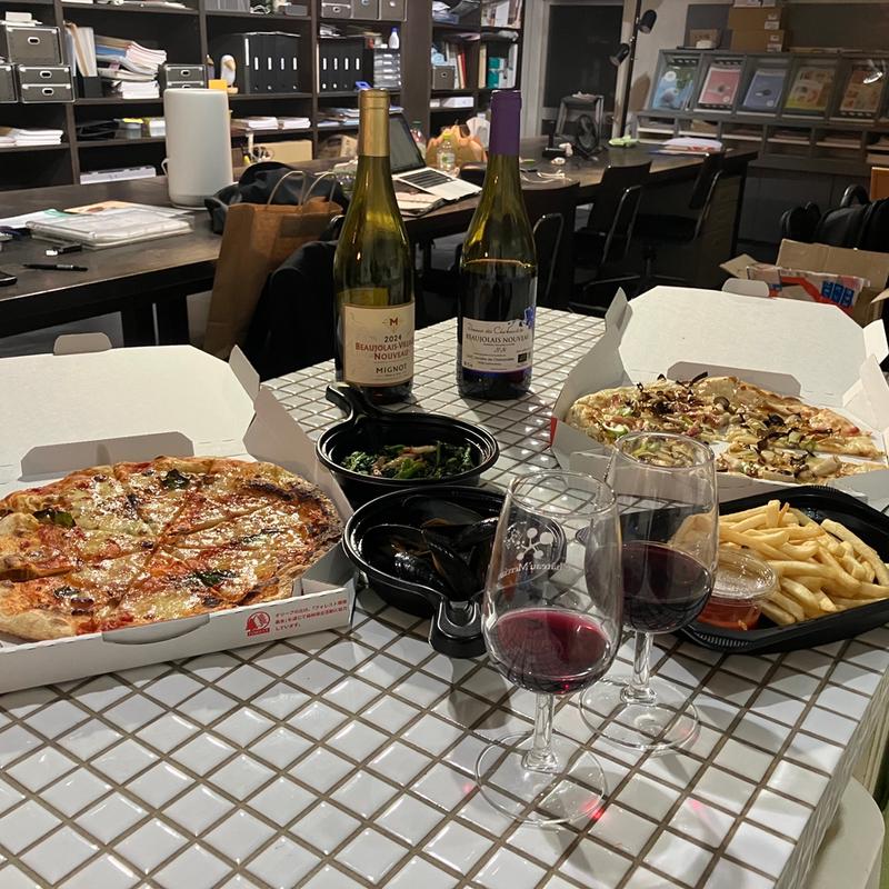 ピザとムール貝ほかUber (オリーブの丘 保塚店)