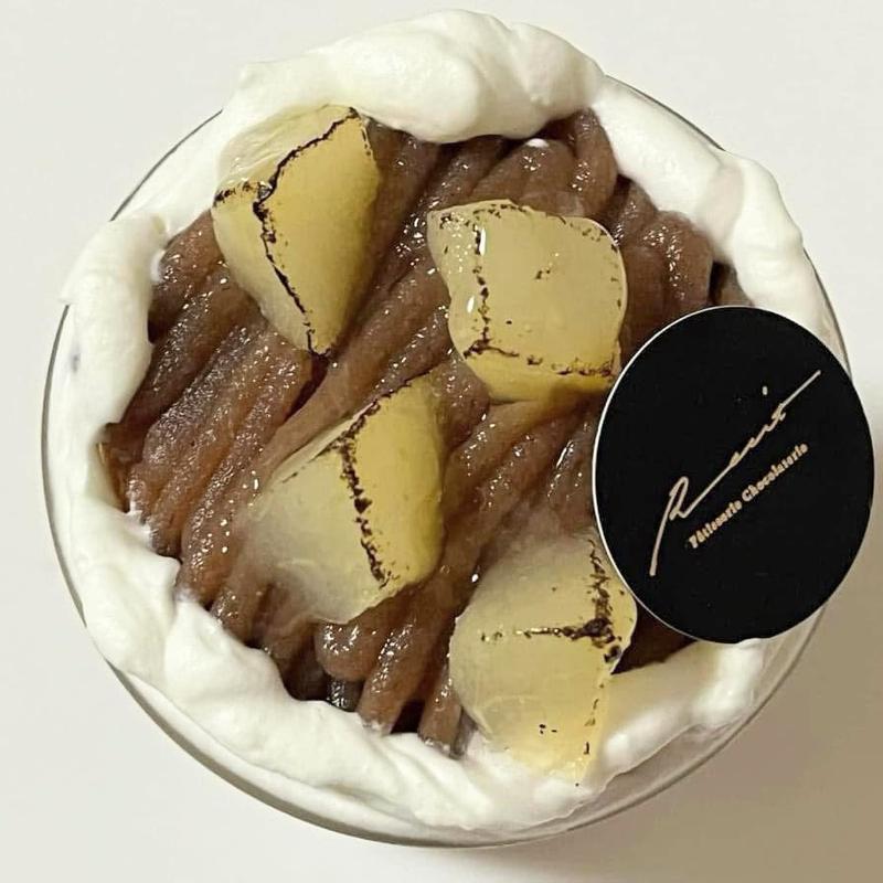 ミルフィーユマロンポワール(Patisserie Chocolaterie Recit (パティスリー ショコラトリー レシィ))