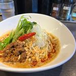 汁なし担々麺