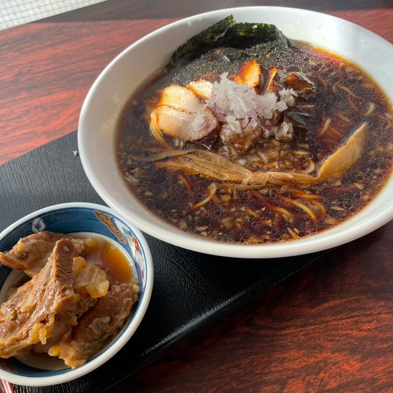 チャーシューメン＋豚バラナンコツ＋背脂トッピング(市川ブラックラーメン 林遊船)