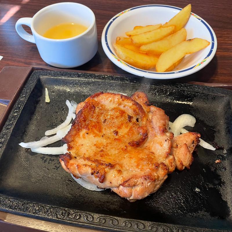 炭焼き風チキンステーキ(ステーキガスト 三郷谷口店)