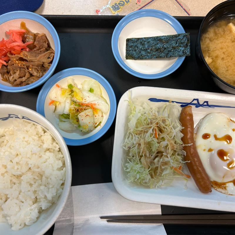ソーセージエッグ牛皿定食(松屋 本川越店)