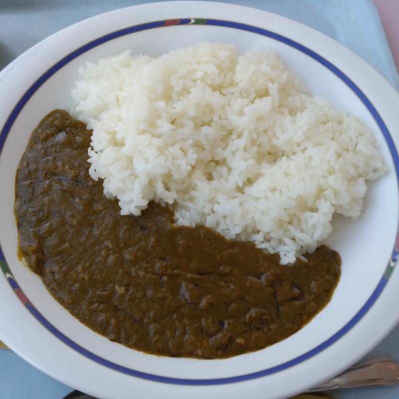 大豆ミートの法蓮草カレー(東京科学大学つばめ生協すずかけ台食堂)