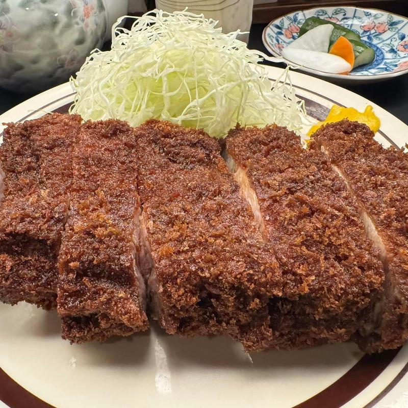 特大ロースカツ定食(とんかつ 五郎十 （ごろうじゅ）)