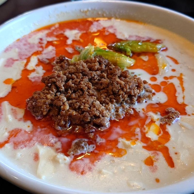 豆腐担々麺(麺飯家龍門 （リュウモン）)