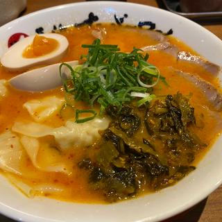 スペシャル旨辛みそラーメン(長浜ナンバーワン キャナルシティ店)