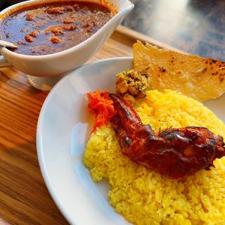 手羽先のせチキンカレー(ヒナタ屋)