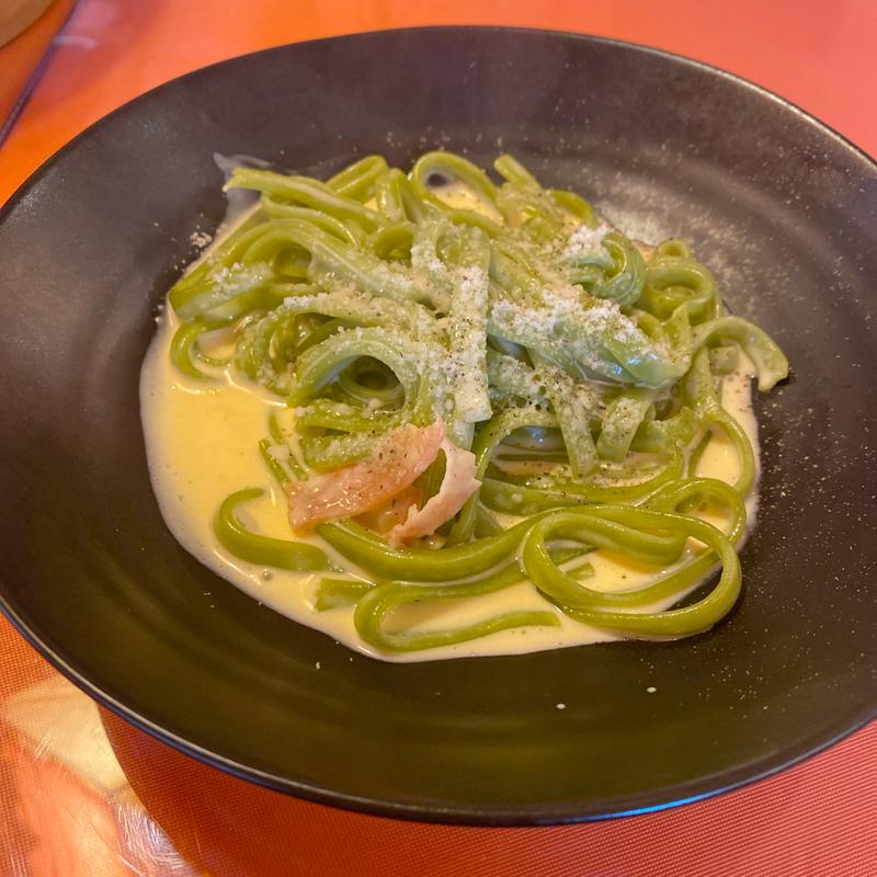 カルボナーラ ほうれん草麺 (ビュッフェ)(チーズマリノ 愛西店)