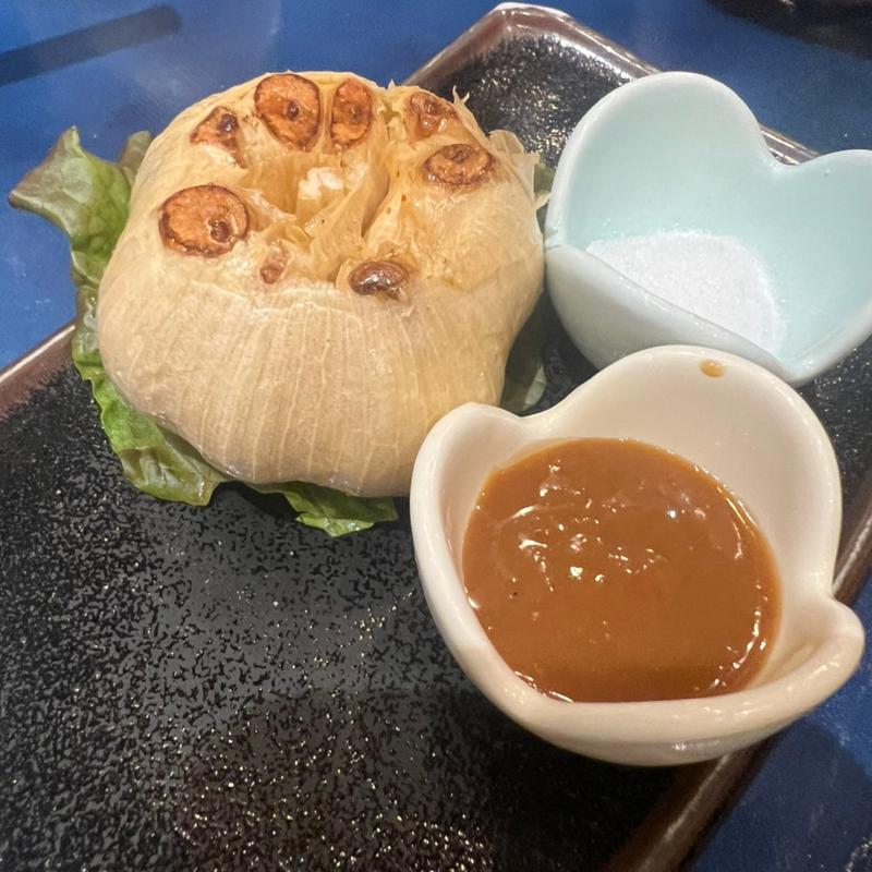 最高級ニンニク丸揚げ(紺屋町 よしこの)