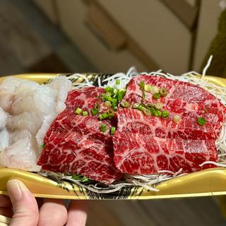 国産くじら赤身単品造り(ベルクス 東墨田店)