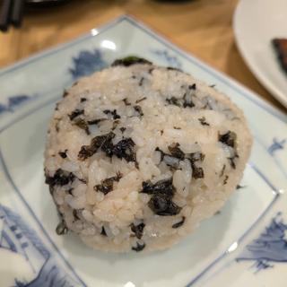 岩のりおにぎり(庄内鮮魚と炭火焼鳥 アヤメザカ)