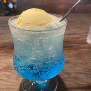 クリームソーダ(ブルー)(珈琲屋　らんぷ 草津駒井沢店 )