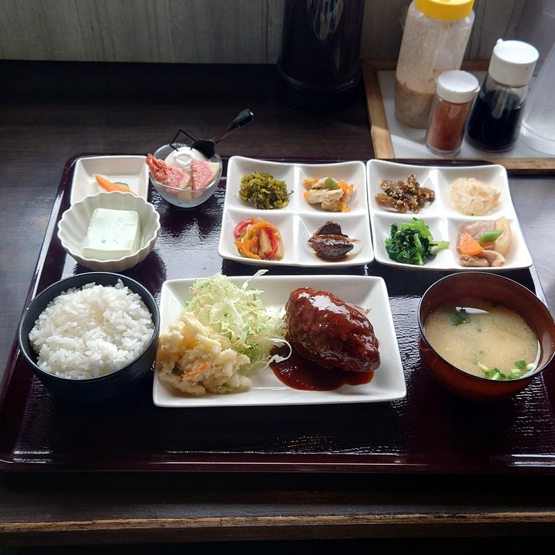 ハンバーグ定食(森のキッチン)