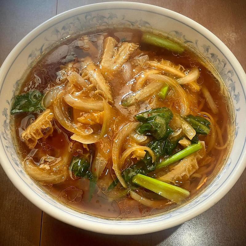 牛もつそば(中華飯店)