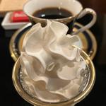 ウィンナコーヒー(喫茶リエート)