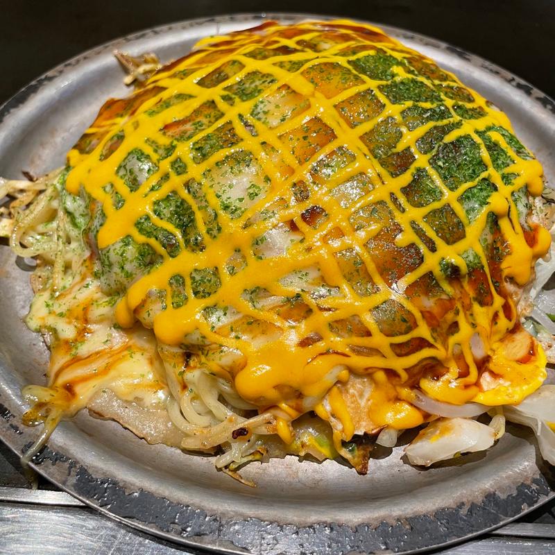 イカ天マスタードお好み焼き(広島鉄板焼き 万八 ベイシティ宇品)