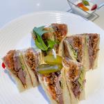ローストビーフのサンドイッチ(タカノフルーツパーラー 池袋東武店)