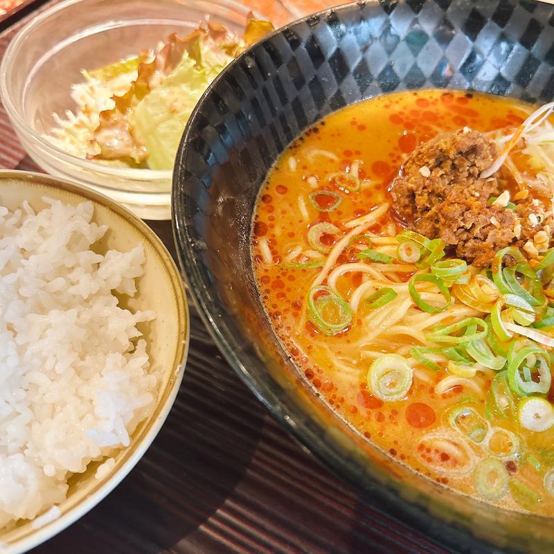 担々麺ランチ(四川・餃子中華バル ＰＡＯ２ 梅田東通り店)