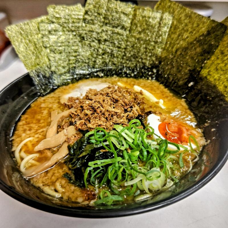 味噌カレーラーメン(バター・のりトッピング)(龍ちゃん)