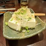 薬味たっぷり冷奴(大衆酒場 チャン栓チャン)