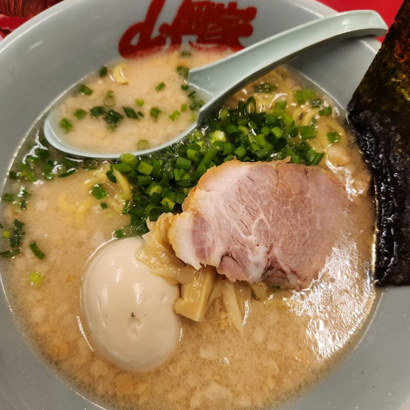 プレミアム塩とんこつラーメン(ラーメン山岡家 須賀川店)