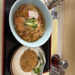 半ナシゴレンとラーメンセット