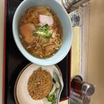 半ナシゴレンとラーメンセット(中華料理 幸楽)
