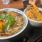 きのこ餡そばと小天丼(浅草割烹天とよ神保町店)