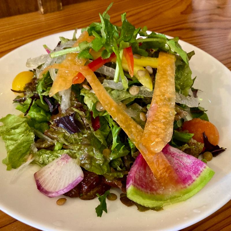 サラダ(スペイン料理 ポコ ア ポコ （poco a poco）)