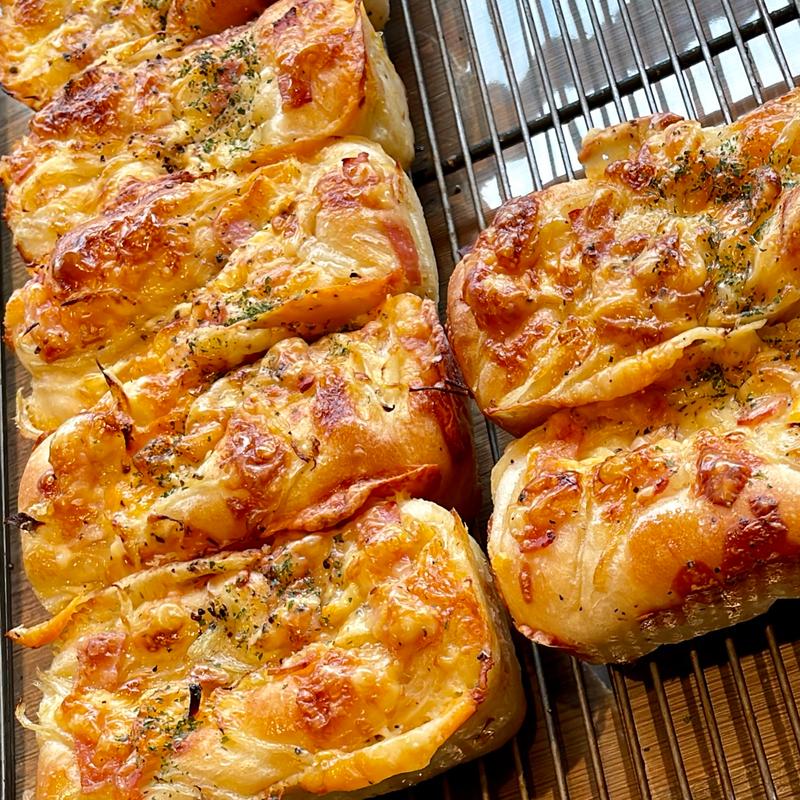 オニオンブレッド(アールベイカー エキアプレミエ和光店)