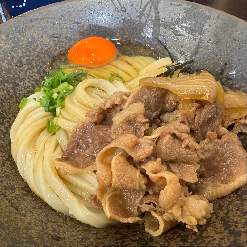 牛肉冷玉うどん(山下本気うどん 渋谷センター街)