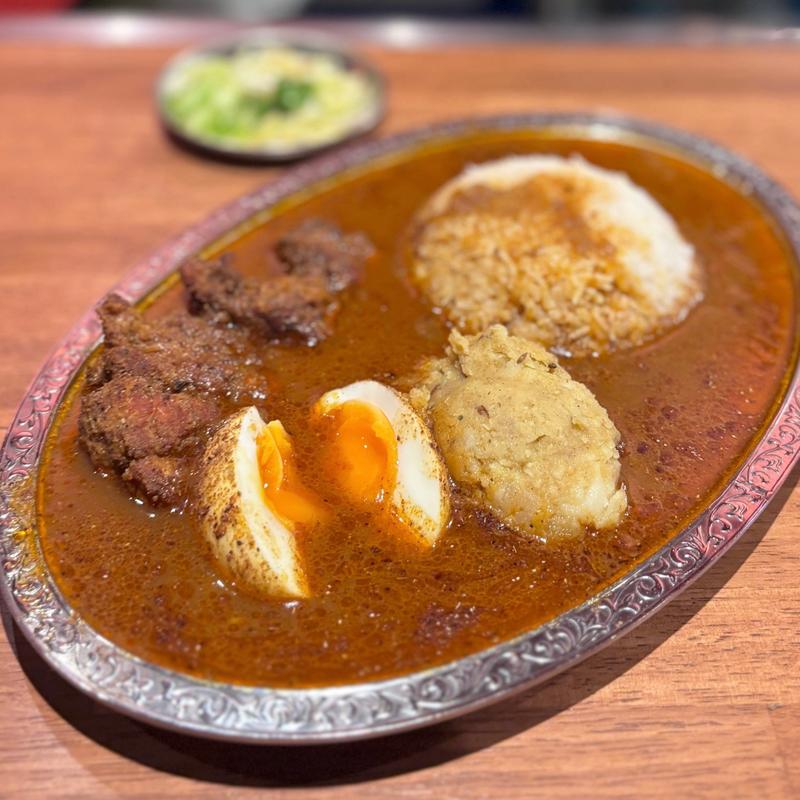 スパイスチキンカレー（追加:半熟卵）(spice curry & BAR ドンカリ)