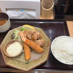 B定食