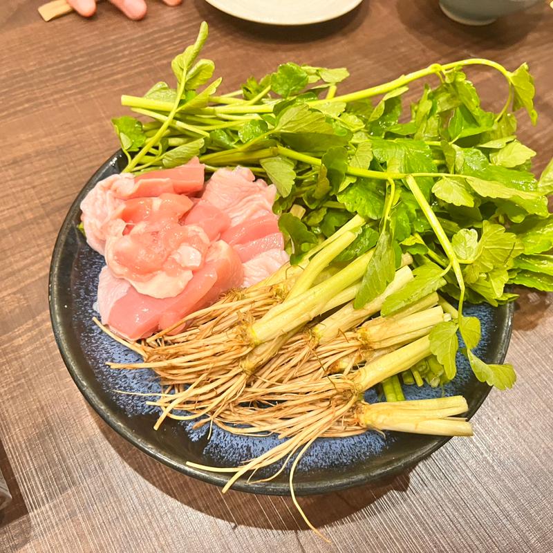 せり鍋(樽一 新宿本店)