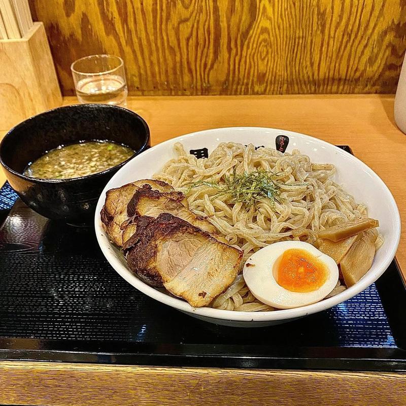 つけ麺 特盛 チャーシュー(九州ラーメン 黒兵衛 東大阪店 （くろべえ）)