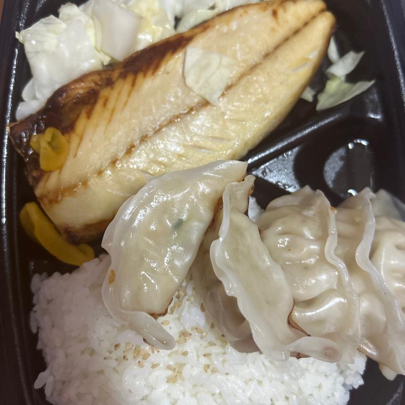 ほっけ弁当餃子トッピング(セイコーマート 道庁前北店)