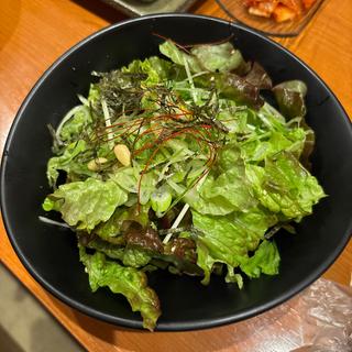 塩サラダ(焼肉串ひろ本舗)