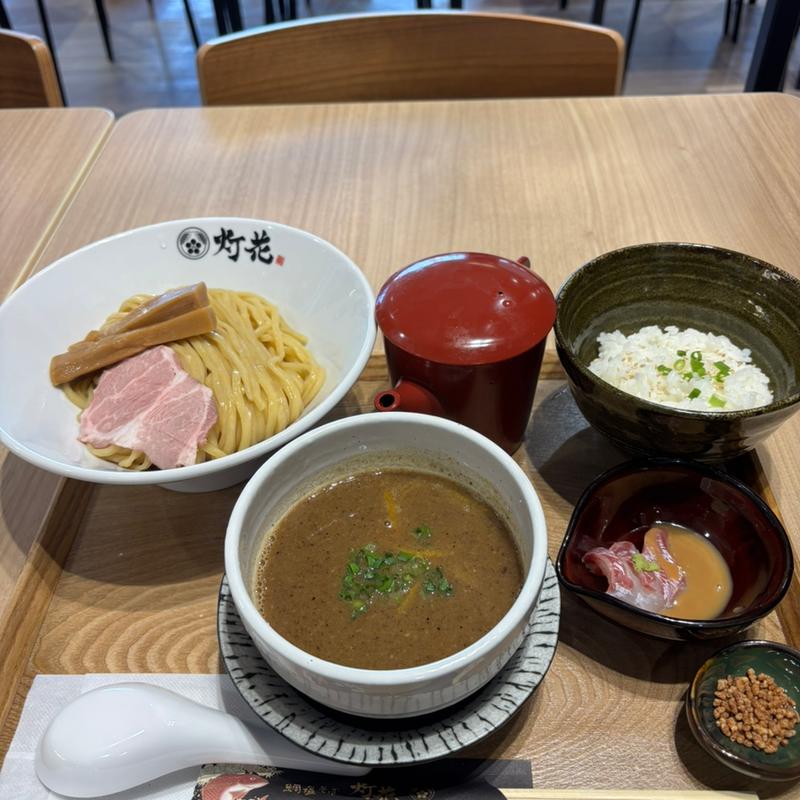 濃厚魚介つけ麺と鯛茶漬け(鯛塩そば灯花 イオンモール岡崎店)