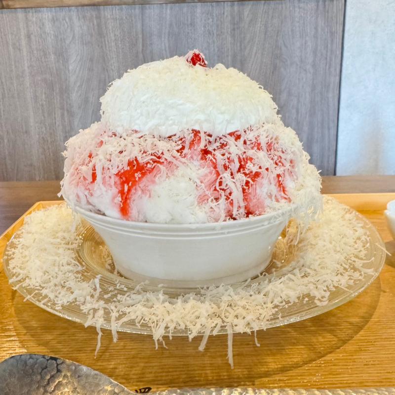 いちごパルミ(かき氷｜果実と氷 岩澤 麻布十番店)