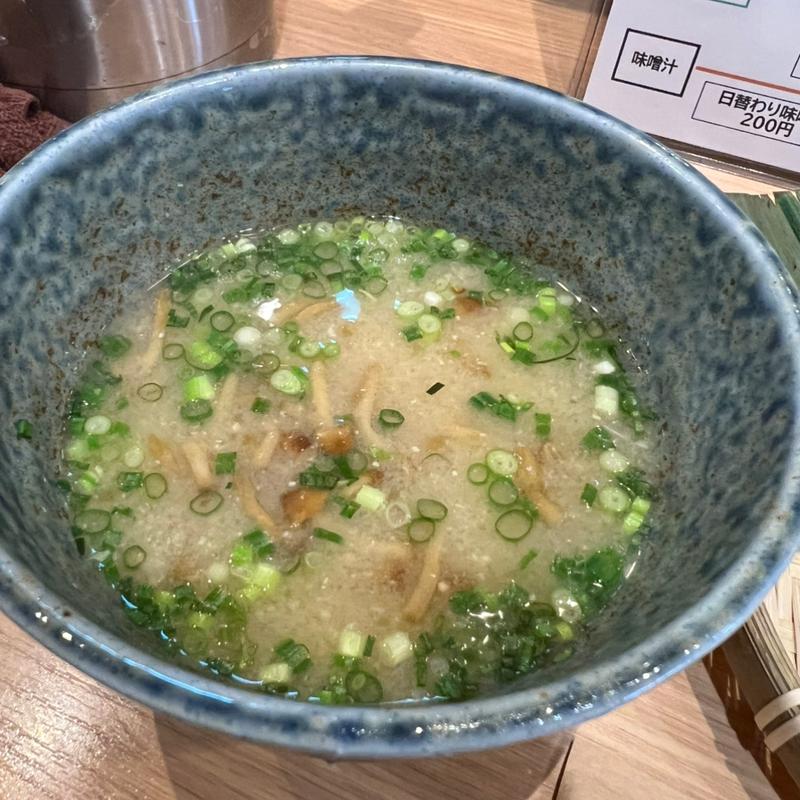 なめこの味噌汁(美食割烹 孫市)